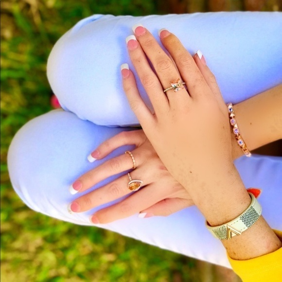 NEW ITEM 🚨 ALERT! 🚨 - Picture 1 of 2